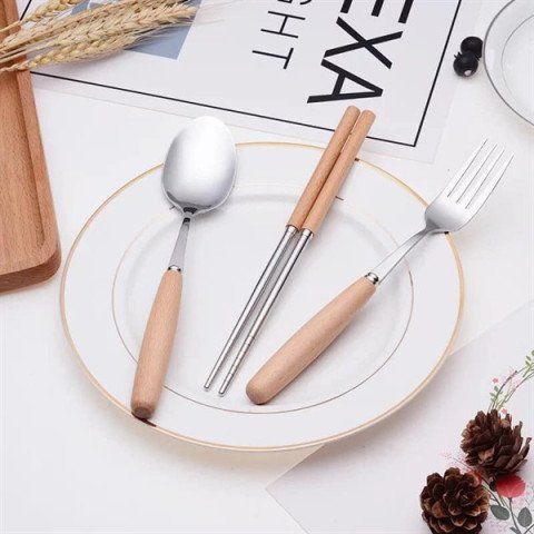 BỘ MUỖNG ĐŨA NĨA INOX CÓ HỘP ĐỰNG